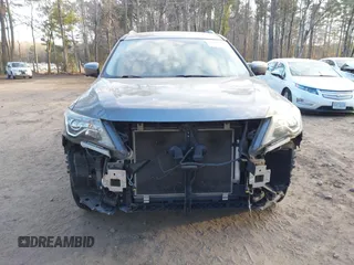 2017 Nissan Pathfinder SV with VIN 5N1DR2MM5HC619196, listed as a IAAI auction lot 41410299 with 105,446 mi miles. Bid and sale history available at carsss.com. Image 6.