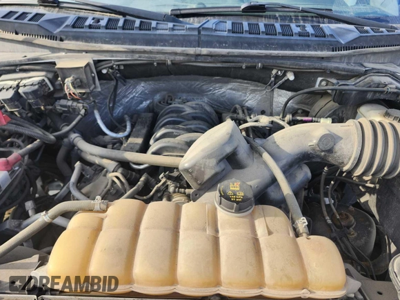 2016 Ford F-150 XL z VIN 1FTNF1EF0GKE19987, wystawiony jako IAAI lot #42621257 z przebiegiem 157 863 mil mil oraz . Historia ofert i sprzedaży dostępna na DreamBid. Obrazek 19.
