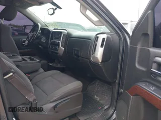 2015 GMC Sierra 1500 SLE z VIN 1GTR1UEC9FZ234706, wystawiony jako IAAI lot #42129810 z przebiegiem 167 880 mil mil oraz . Historia ofert i sprzedaży dostępna na DreamBid. Obrazek 5.