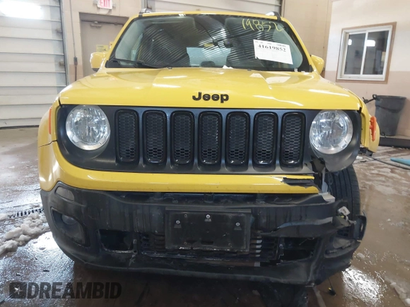 2017 Jeep Renegade Latitude with VIN ZACCJBBB5HPF12072, listed as a IAAI auction lot 41619852 with 106,753 mi miles. Bid and sale history available at carsss.com. Image 11.