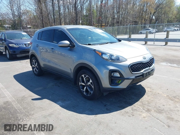 2020 Kia Sportage LX with VIN KNDPMCAC1L7839423, listed as a IAAI auction lot 41897838 with 50,818 mi miles. Bid and sale history available at carsss.com. Image 1.