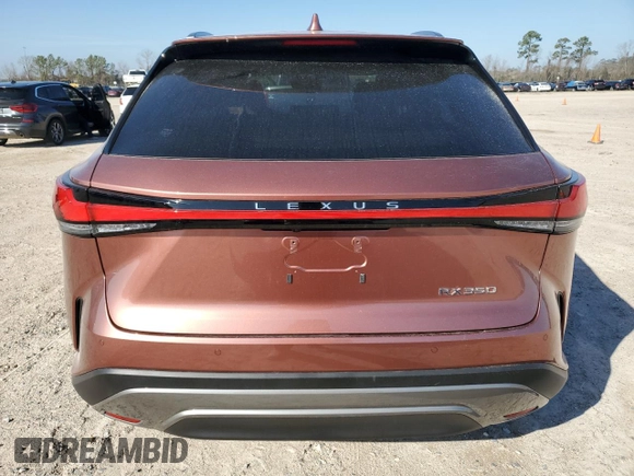 2024 Lexus RX 350 z VIN JTJCHMAA0R2013642, wystawiony jako Copart lot #45470085 z przebiegiem 5 604 mil mil oraz Szkoda całkowita • Salvage title. Historia ofert i sprzedaży dostępna na DreamBid. Obrazek 6.