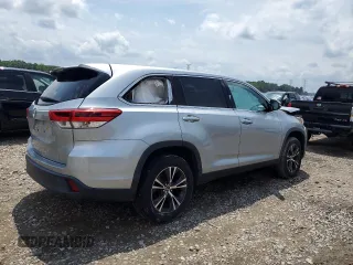 2019 Toyota Highlander LE z VIN 5TDZARFH3KS055936, wystawiony jako Copart lot #57487755 z przebiegiem 123 369 mil mil oraz Czysty tytuł • Clean title. Historia ofert i sprzedaży dostępna na DreamBid. Obrazek 3.