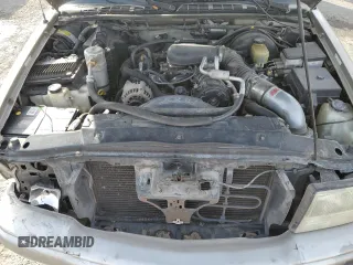 1999 GMC Sonoma SLS w/1SJ Pkg with VIN 1GTCT19W2X8516874, listed as a Copart auction lot 85501674 with 158,205 mi miles and Salvage Title. Bid and sale history available at carsss.com. Image 11.