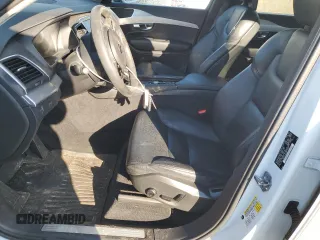 2016 Volvo XC90 Momentum with VIN YV4102XK7G1059071, listed as a Copart auction lot 89125005 with 134,249 mi miles and Clean Title. Bid and sale history available at carsss.com. Image 7.