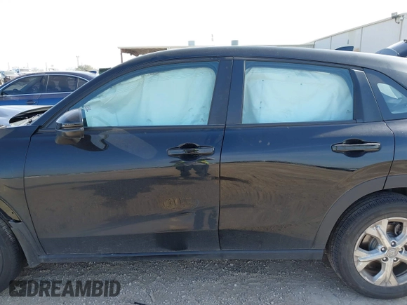 2024 Honda HR-V LX with VIN 3CZRZ1H38RM735170, listed as a IAAI auction lot 41735728 with 16,438 mi miles. Bid and sale history available at carsss.com. Image 15.