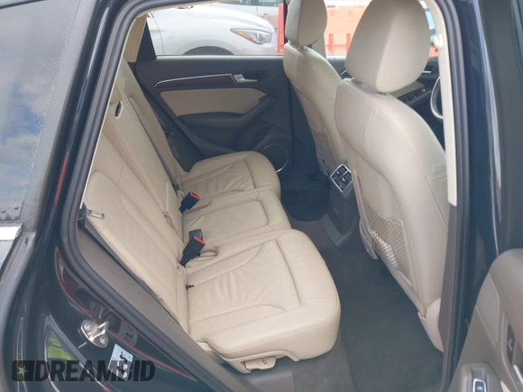 2014 Audi Q5 Premium Plus with VIN WA1LFAFP7EA124297, listed as a IAAI auction lot 41304869 with 109,545 mi miles. Bid and sale history available at carsss.com. Image 8.