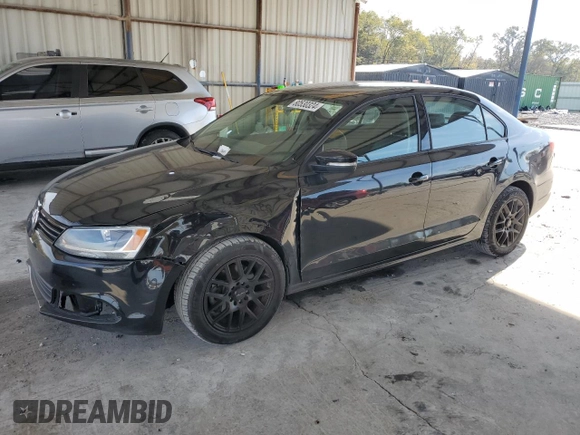 2012 Volkswagen Jetta Sedan SE w/Convenience with VIN 3VWDX7AJ2CM421875, listed as a Copart auction lot 80530324 with 161,372 mi miles and Salvage Title. Bid and sale history available at carsss.com. Image 1.