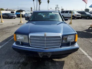 1986 Mercedes-Benz 560 with VIN WDBCA39DXGA234294, listed as a Copart auction lot 45984235 with 90,933 mi miles and Clean Title. Bid and sale history available at DreamBid. Image 5.