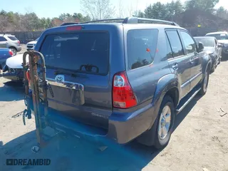 2006 Toyota 4Runner SR5 with VIN JTEBU14R660082588, listed as a IAAI auction lot 42048663 with 1 mi miles. Bid and sale history available at carsss.com. Image 4.