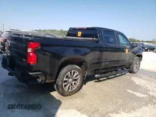 2021 Chevrolet Silverado 1500 RST with VIN 3GCUYEEDXMG453708, listed as a Copart auction lot 70710004 with Not Provided miles and Salvage Title. Bid and sale history available at carsss.com. Image 3.