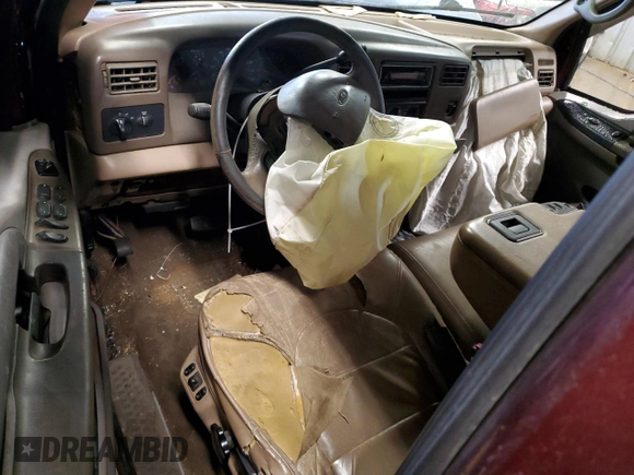 1999 Ford Super Duty F-250 XL with VIN 1FTNW21S8XED59125, listed as a Copart auction lot 84414954 with 167,827 mi miles and Salvage Title. Bid and sale history available at carsss.com. Image 8.