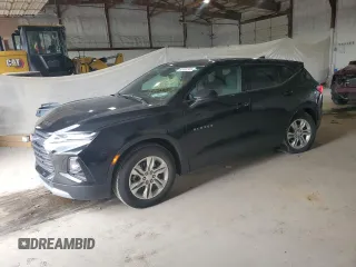 2022 Chevrolet Blazer LT z VIN 3GNKBCR40NS126327, wystawiony jako Copart lot #62403345 z przebiegiem 33 235 mil mil oraz Szkoda całkowita • Salvage title. Historia ofert i sprzedaży dostępna na DreamBid. Obrazek 1.