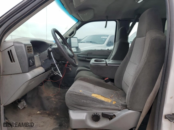 2002 Ford Super Duty F-250 XL with VIN 1FTNX20L92EB84755, listed as a Copart auction lot 86188414 with 298,900 mi miles and Salvage Title. Bid and sale history available at carsss.com. Image 7.