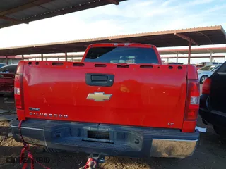 2008 Chevrolet Silverado 1500 LT w/1LT with VIN 1GCEC19018Z241255, listed as a IAAI auction lot 41473656 with 70,034 mi miles. Bid and sale history available at carsss.com. Image 16.