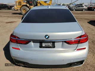 2017 BMW 7 Series 740i xDrive with VIN WBA7E4C55HGU99568, listed as a Copart auction lot 72978583 with 78,989 mi miles. Bid and sale history available at carsss.com. Image 6.