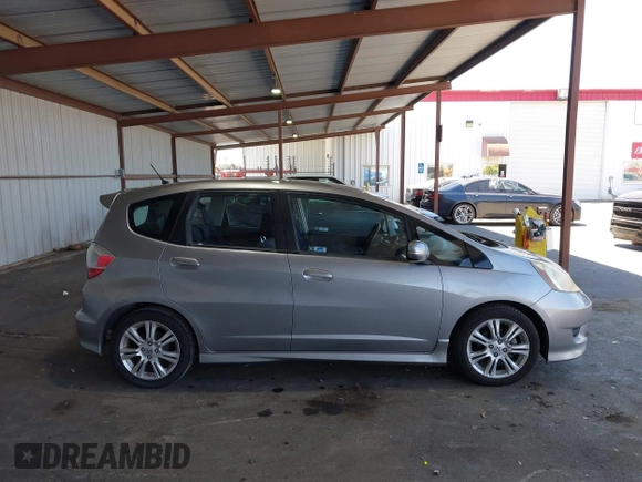 2010 Honda Fit Sport with VIN JHMGE8H4XAC021913, listed as a IAAI auction lot 42607154 with 193,529 mi miles and . Bid and sale history available at DreamBid. Image 13.