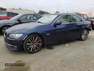 2013 BMW 3 Series 328i with VIN WBADW7C51DE730991, listed as a Copart auction lot 42293025 with 136,587 mi miles and Salvage Title. Bid and sale history available at carsss.com. Image 1.