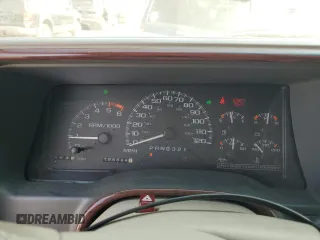 2000 Cadillac Escalade z VIN 1GYEK63R2YR210601, wystawiony jako Copart lot #64108944 z przebiegiem 186 964 mil mil oraz Szkody całkowita. Historia ofert i sprzedaży dostępna na DreamBid. Obrazek 9.
