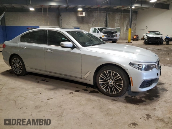 2019 BMW 5 Series 530i xDrive with VIN WBAJA7C50KWC77829, listed as a Copart auction lot 57496155 with Not provided miles and Salvage title. Bid and sale history available at DreamBid. Image 4.
