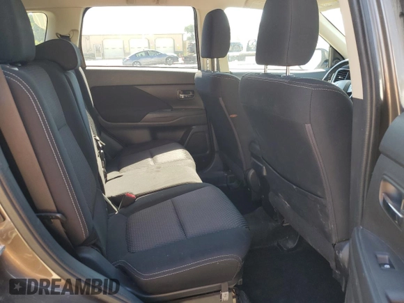 2018 Mitsubishi Outlander ES with VIN JA4AZ3A38JZ013798, listed as a Copart auction lot 62753915 with 111,069 mi miles and Salvage title. Bid and sale history available at DreamBid. Image 11.