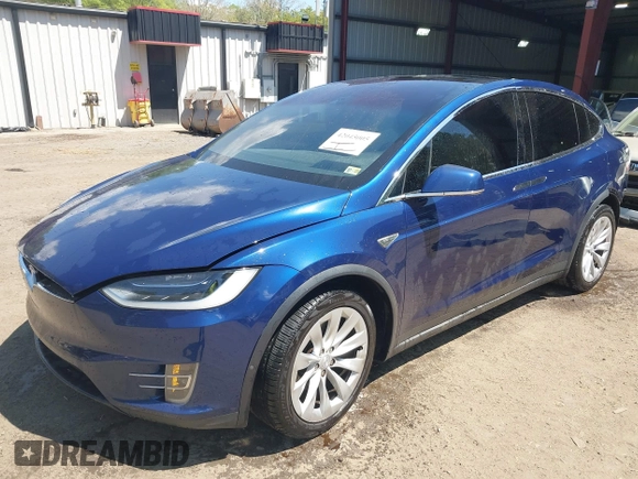 2016 Tesla Model X 70D z VIN 5YJXCBE20GF006744, wystawiony jako IAAI lot #42045005 z przebiegiem 169 619 mil mil oraz . Historia ofert i sprzedaży dostępna na DreamBid. Obrazek 19.