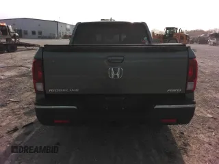 2019 Honda Ridgeline RTL-T with VIN 5FPYK3F64KB013498, listed as a Copart auction lot 44334195 with 104,197 mi miles and Salvage title. Bid and sale history available at DreamBid. Image 6.