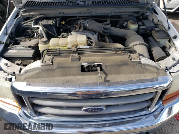 2001 Ford Super Duty F-250 XL with VIN 1FTNX21S81EC05051, listed as a Copart auction lot 68317304 with 121,045 mi miles and Clean Title. Bid and sale history available at carsss.com. Image 12.