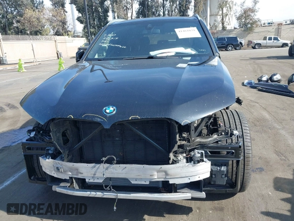 2022 BMW X5 xDrive45e with VIN 5UXTA6C08N9K85766, listed as a IAAI auction lot 41461039 with 95,003 mi miles. Bid and sale history available at carsss.com. Image 13.