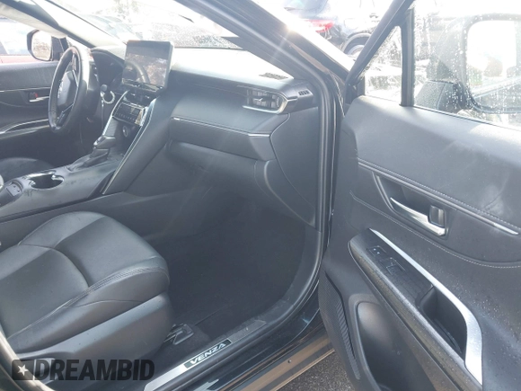 2023 Toyota Venza LE z VIN JTEAAAAHXPJ135577, wystawiony jako IAAI lot #41938935 z przebiegiem 74 046 mil mil oraz . Historia ofert i sprzedaży dostępna na DreamBid. Obrazek 5.