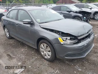 2014 Volkswagen Jetta SE with VIN 3VWD07AJ7EM239807, listed as a IAAI auction lot 42457159 with 72,637 mi miles and . Bid and sale history available at DreamBid. Image 1.