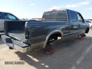 2005 Ford Super Duty F-250 XL with VIN 1FTSW21P65EB12228, listed as a IAAI auction lot 41939427 with 1 mi miles. Bid and sale history available at carsss.com. Image 4.