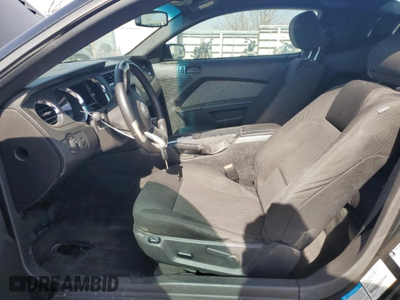 2013 Ford Mustang GT with VIN 1ZVBP8CF3D5228471, listed as a Copart auction lot 88909295 with 127,887 mi miles and Salvage title. Bid and sale history available at DreamBid. Image 7.