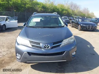 2013 Toyota RAV4 Limited with VIN 2T3DFREVXDW072737, listed as a IAAI auction lot 42051695 with 170,836 mi miles. Bid and sale history available at carsss.com. Image 12.