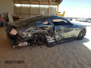 2019 Ford Mustang GT z VIN 1FA6P8CF8K5182790, wystawiony jako Copart lot #57271095 z przebiegiem 700 038 mil mil oraz Szkody całkowita. Historia ofert i sprzedaży dostępna na DreamBid. Obrazek 3.