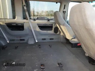 2006 Ford Econoline Passenger XL with VIN 1FBSS31L96HB43377, listed as a Copart auction lot 83358794 with 106,915 mi miles and Salvage Title. Bid and sale history available at carsss.com. Image 11.