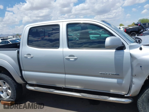 2011 Toyota Tacoma PreRunner with VIN 3TMJU4GN4BM125584, listed as a IAAI auction lot 42781618 with 236,985 mi miles and . Bid and sale history available at DreamBid. Image 13.