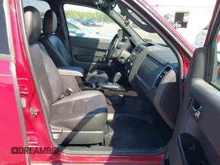 2010 Ford Escape Limited с VIN 1FMCU9EG0AKD06905, выставлен на аукционе IAAI как лот 42389127 с пробегом 116 672 миль миль и . История ставок и продаж доступна на DreamBid. Изображение 5.