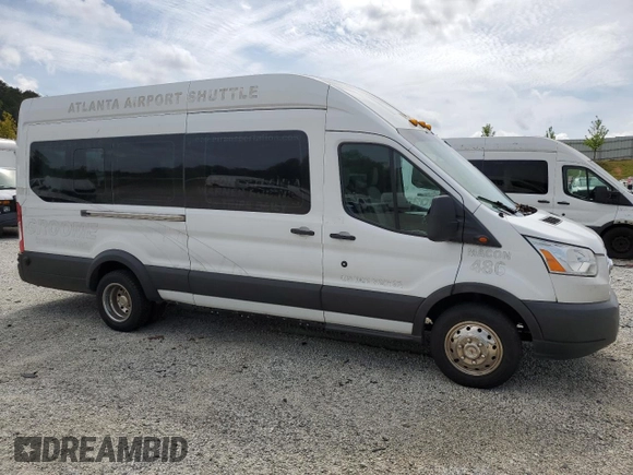 2019 Ford Transit Passenger XL with VIN 1FBVU4XM5KKA11341, listed as a Copart auction lot 55269545 with 695,443 mi miles and Clean Title. Bid and sale history available at DreamBid. Image 4.