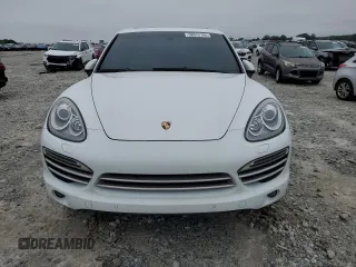 2014 Porsche Cayenne with VIN WP1AA2A21ELA95833, listed as a Copart auction lot 58572195 with 145,073 mi miles and Salvage title. Bid and sale history available at DreamBid. Image 5.