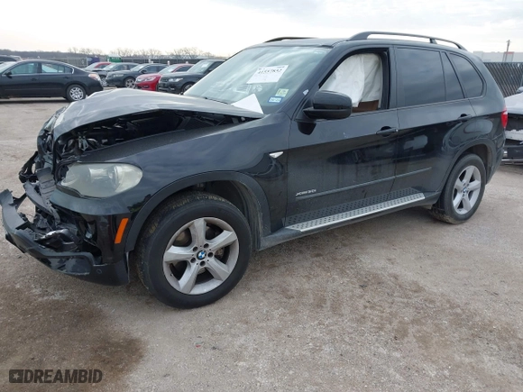2009 BMW X5 30i with VIN 5UXFE43589L274468, listed as a IAAI auction lot 41557852 with 1 mi miles. Bid and sale history available at carsss.com. Image 2.