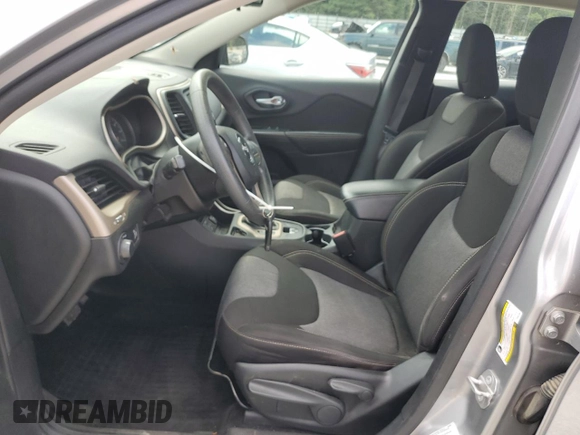 2015 Jeep Cherokee Sport with VIN 1C4PJLAB5FW591381, listed as a Copart auction lot 59596825 with 171,172 mi miles and Salvage title. Bid and sale history available at DreamBid. Image 7.