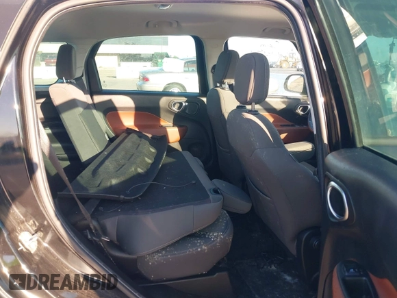2014 FIAT 500L Trekking с VIN ZFBCFADH6EZ014198, выставлен на аукционе IAAI как лот 42478129 с пробегом 99 639 миль миль и . История ставок и продаж доступна на DreamBid. Изображение 8.