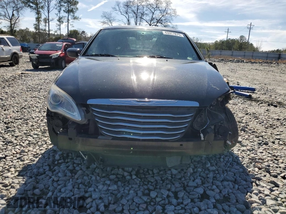 2014 Chrysler 200 LX with VIN 1C3CCBAB2EN206063, listed as a Copart auction lot 43357875 with 139,951 mi miles and Salvage Title. Bid and sale history available at DreamBid. Image 5.