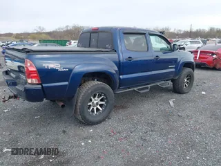 2008 Toyota Tacoma PreRunner with VIN 5TEJU62N58Z561553, listed as a IAAI auction lot 41943130 with 192,731 mi miles. Bid and sale history available at carsss.com. Image 4.