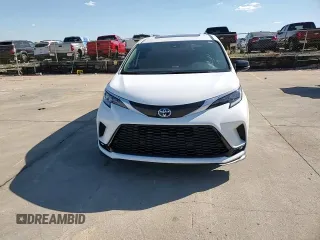 2024 Toyota Sienna LE with VIN 5TDCSKFC3RS120969, listed as a Copart auction lot 72953254 with 17,172 mi miles and Salvage Title. Bid and sale history available at carsss.com. Image 11.