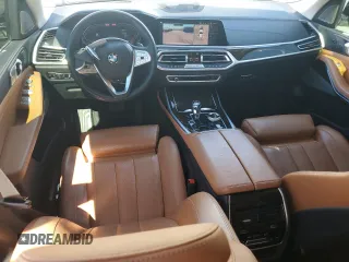 2019 BMW X7 xDrive50i z VIN 5UXCX4C54KLS38649, wystawiony jako Copart lot #46897795 z przebiegiem 60 904 mil mil oraz Szkoda całkowita • Salvage title. Historia ofert i sprzedaży dostępna na DreamBid. Obrazek 8.