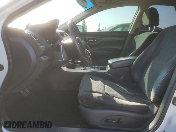 2015 Nissan Altima 2.5 with VIN 1N4AL3AP3FN392921, listed as a Copart auction lot 47832595 with Not provided miles and Salvage title. Bid and sale history available at DreamBid. Image 7.