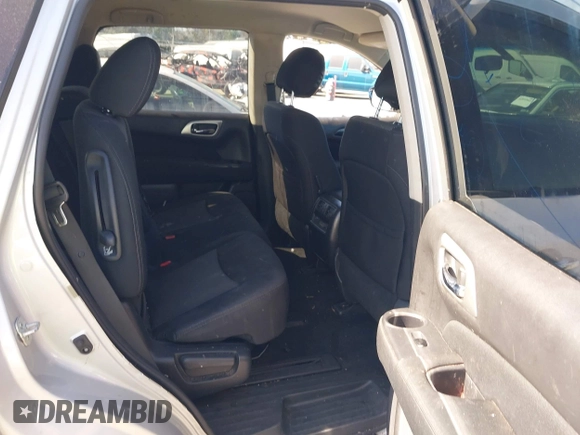 2017 Nissan Pathfinder SL z VIN 5N1DR2MNXHC669407, wystawiony jako IAAI lot #42067850 z przebiegiem 108 269 mil mil oraz . Historia ofert i sprzedaży dostępna na DreamBid. Obrazek 8.
