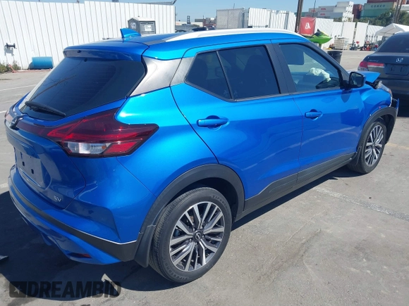 2022 Nissan Kicks SV with VIN 3N1CP5CV7NL509481, listed as a IAAI auction lot 41831963 with 29,977 mi miles. Bid and sale history available at carsss.com. Image 4.